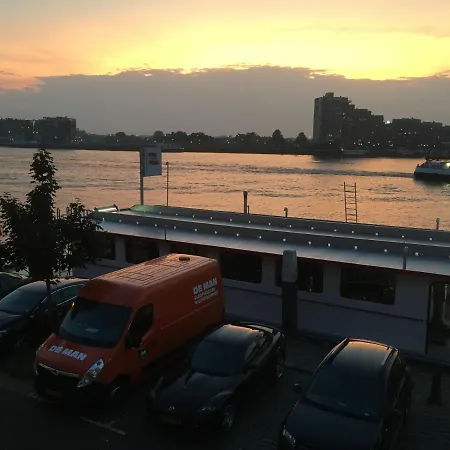 Bed & Breakfast Studioextra Incl Auto P